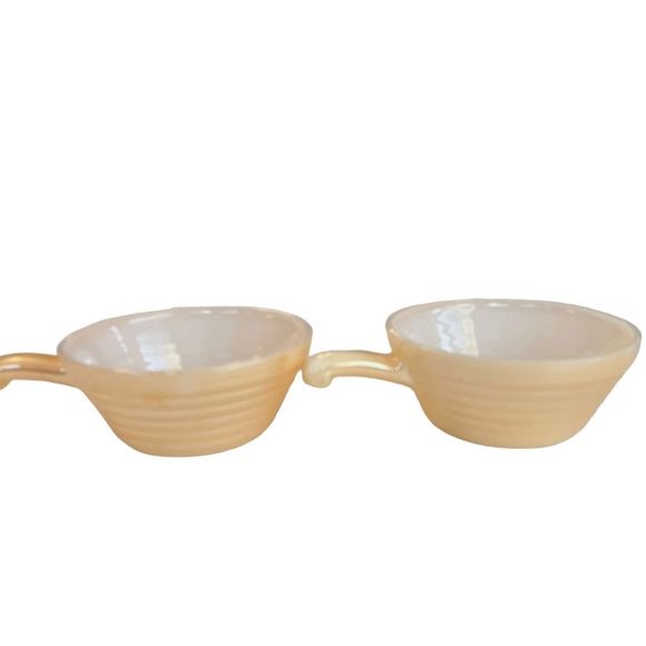 Vintage Fire King Peach Lustre Beehive Bowls With Handles‎ Set Of Four Bowls - Picture 7 of 8